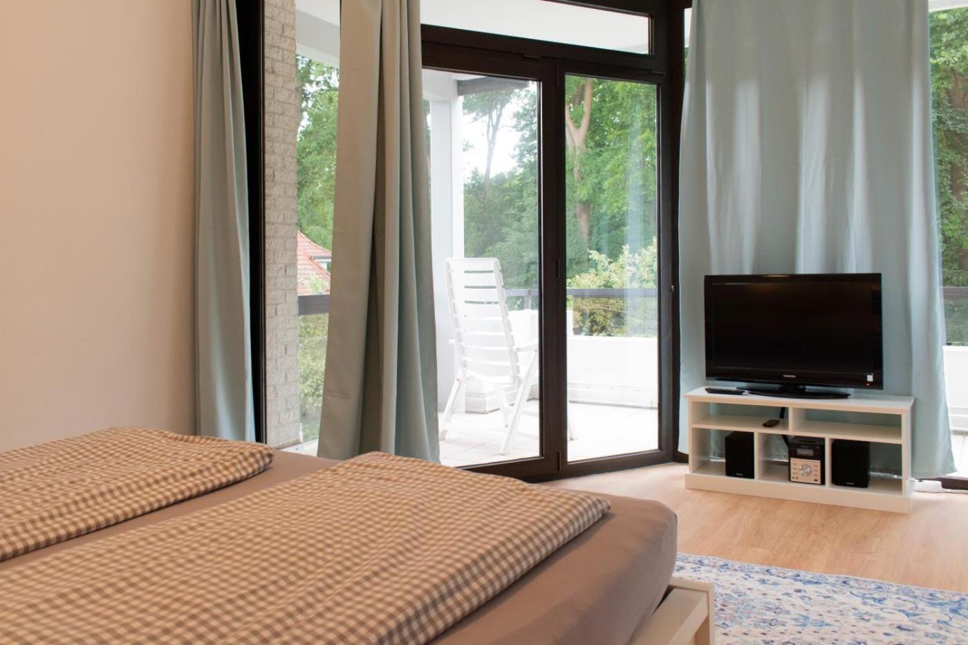 Ferienwohnung Villa Miramare Любек Екстер'єр фото